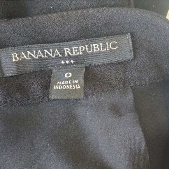 Banana Republic Black Faux Wrap Pencil Skirt NWOT - Picture 4 of 5